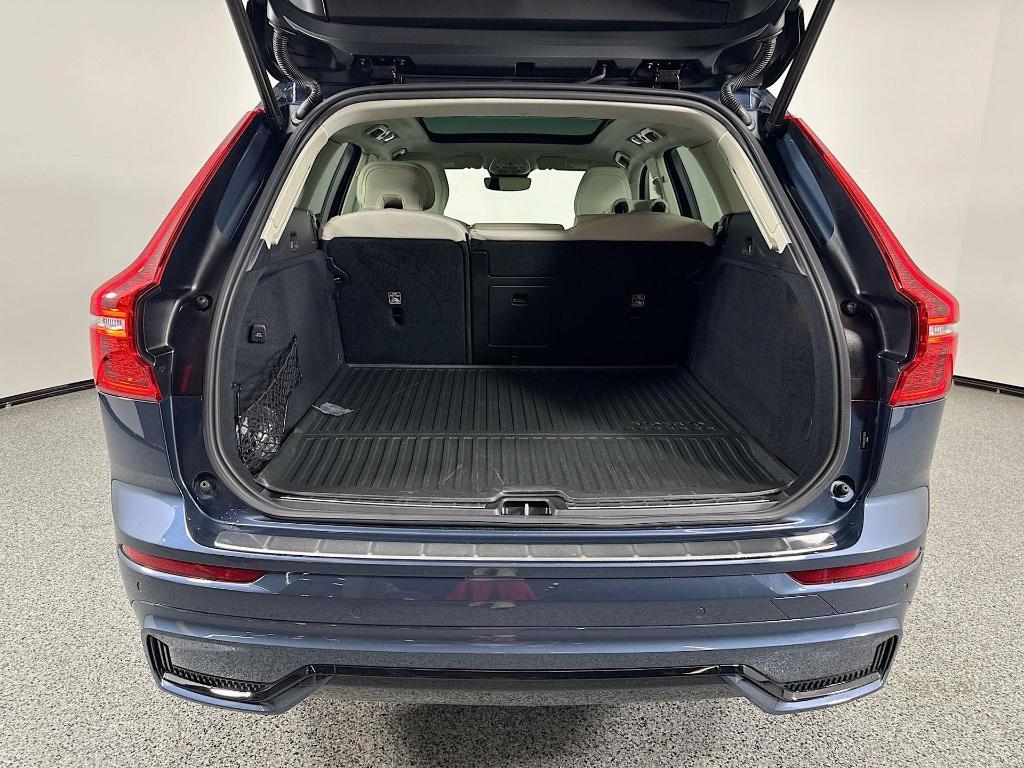 used 2024 Volvo XC60 Recharge Plug-In Hybrid car, priced at $55,440