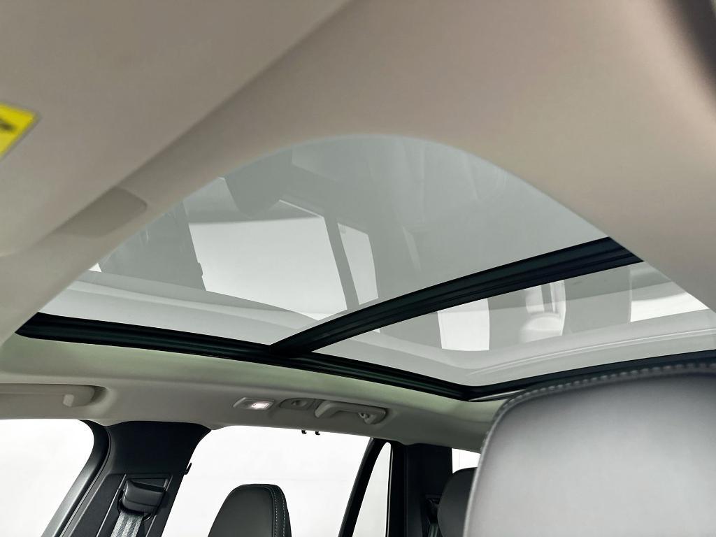 new 2025 Volvo XC90 Plug-In Hybrid car, priced at $81,405