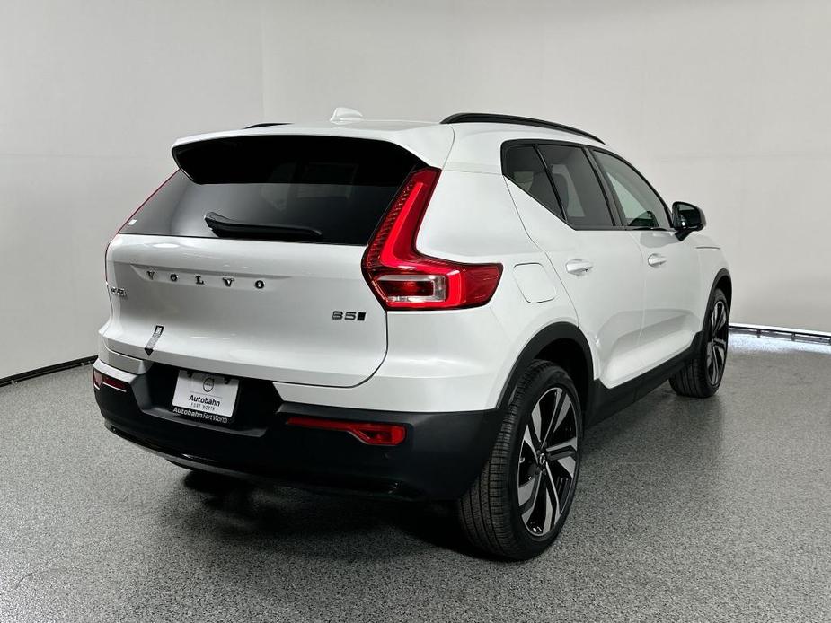 new 2025 Volvo XC40 car, priced at $50,265