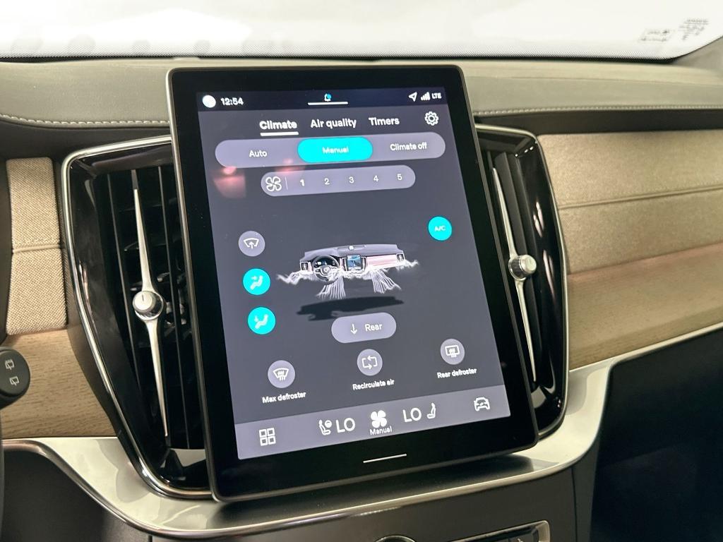 new 2026 Volvo XC90 car, priced at $68,950