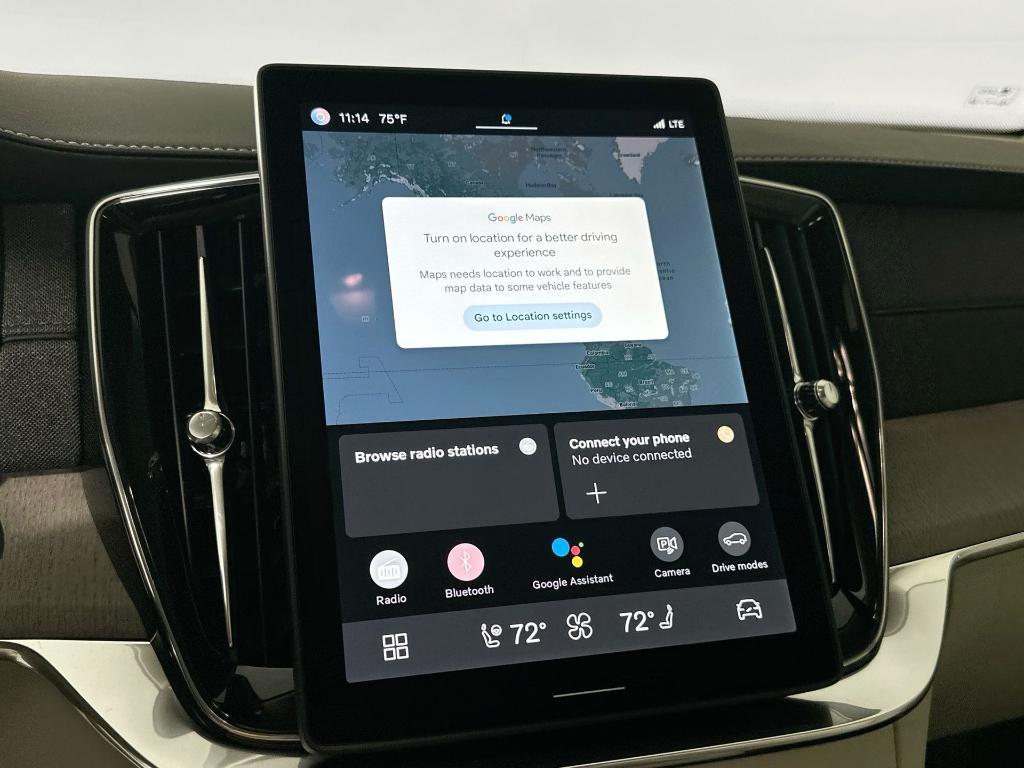 new 2025 Volvo XC90 Plug-In Hybrid car, priced at $82,405