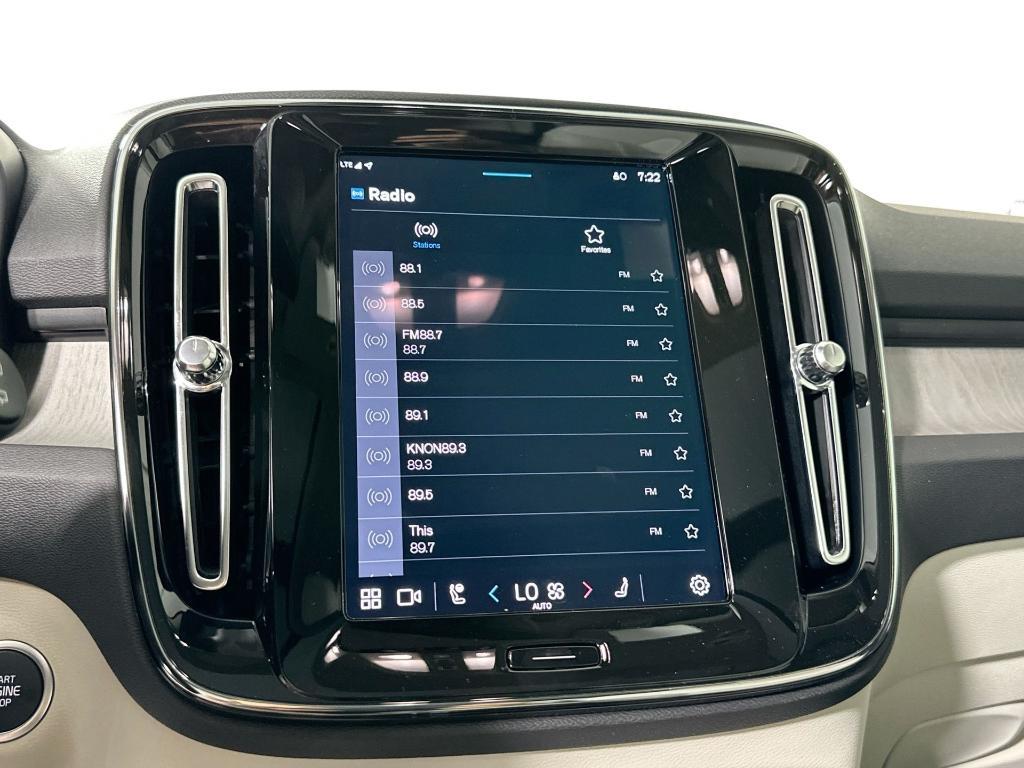 new 2025 Volvo XC40 car, priced at $47,315