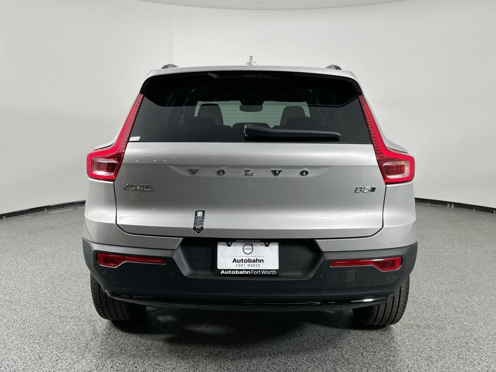 new 2025 Volvo XC40 car, priced at $48,465