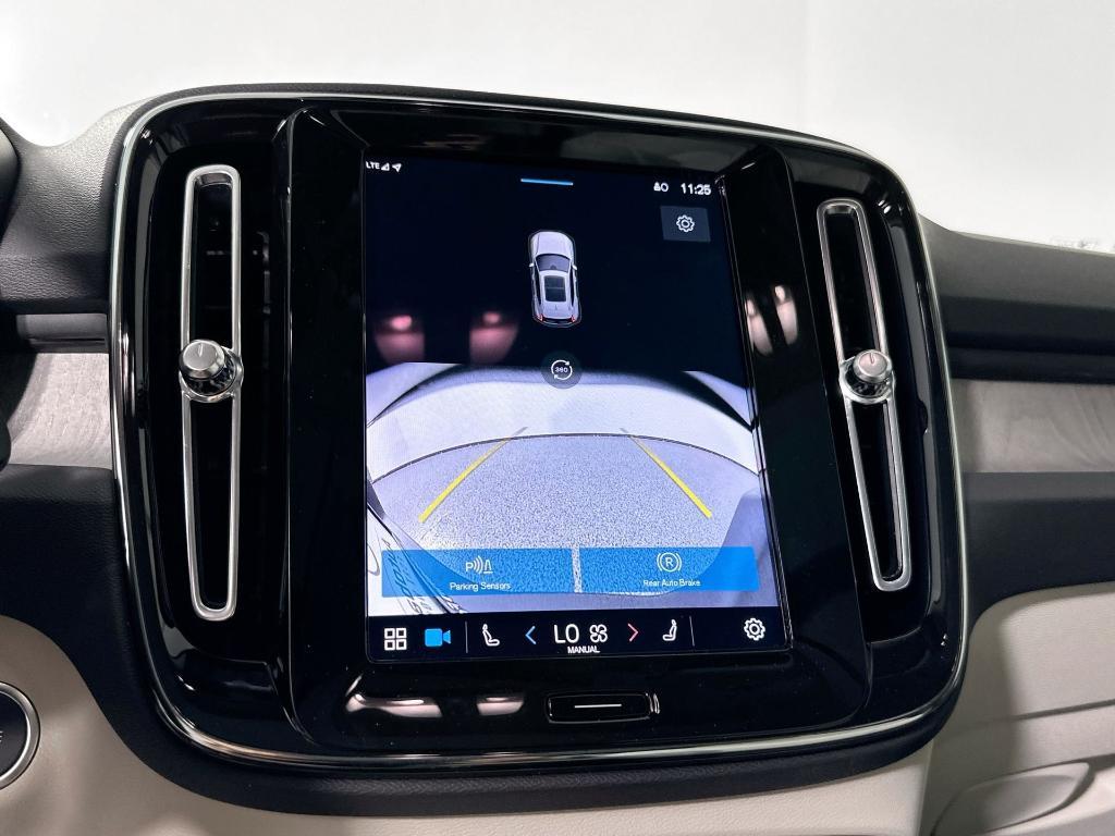 new 2025 Volvo XC40 car, priced at $48,465
