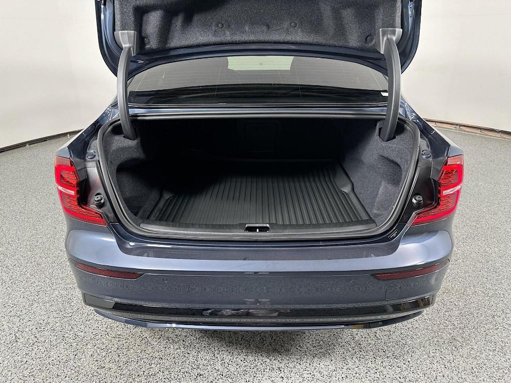 new 2024 Volvo S60 car, priced at $38,775