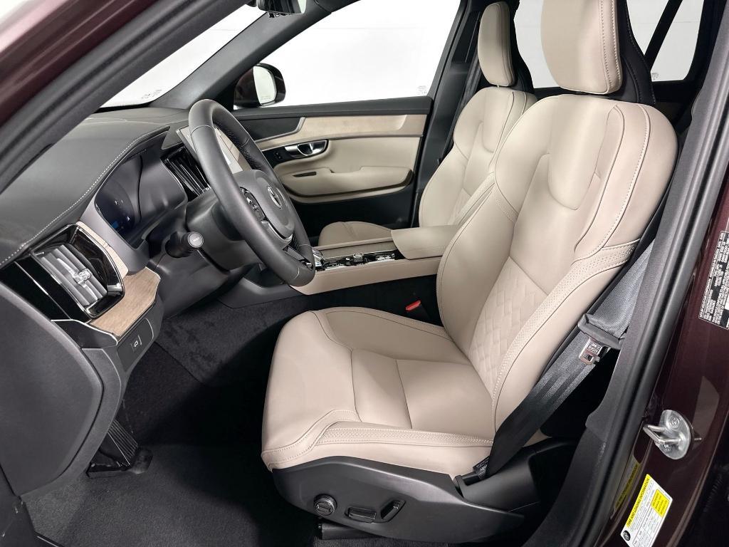 new 2025 Volvo XC90 car, priced at $70,365