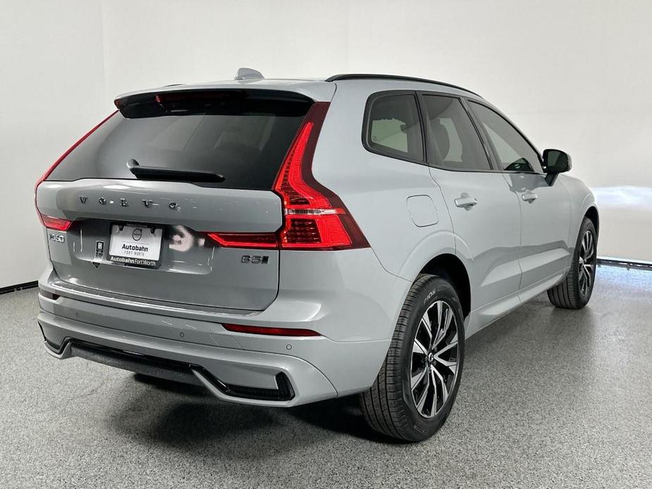 new 2025 Volvo XC40 car, priced at $41,500