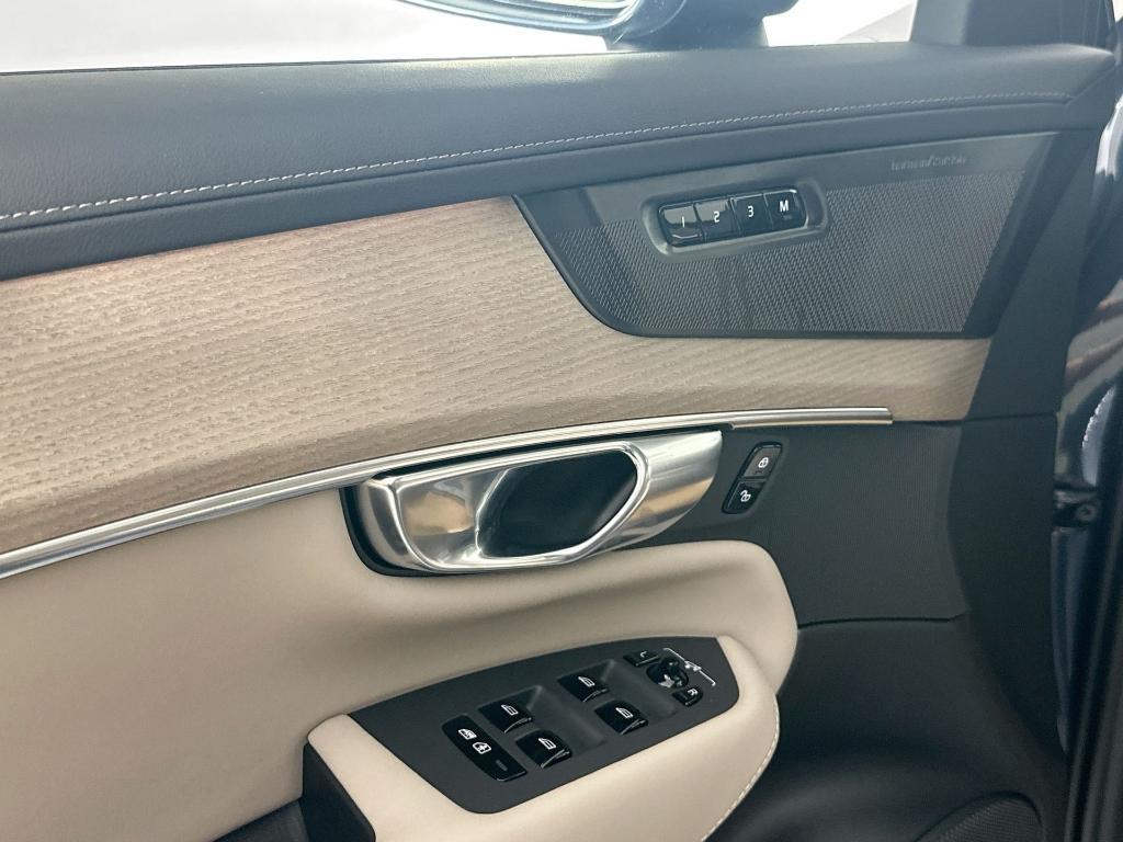 new 2026 Volvo XC90 car, priced at $71,825