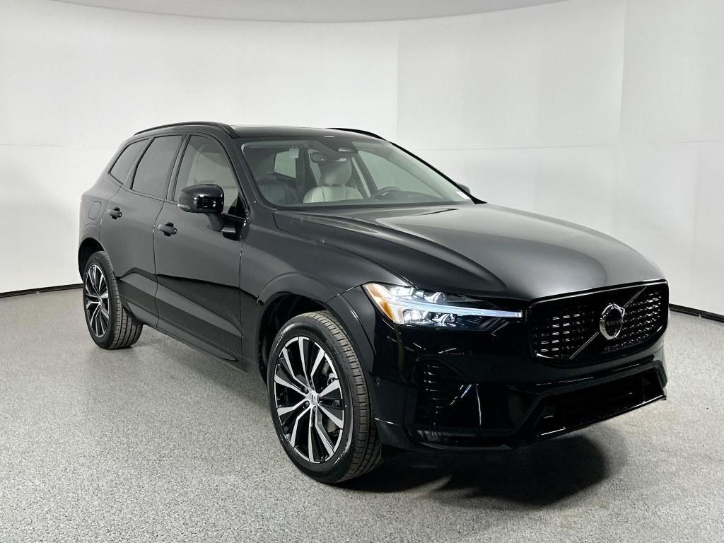 new 2025 Volvo XC60 car, priced at $54,610