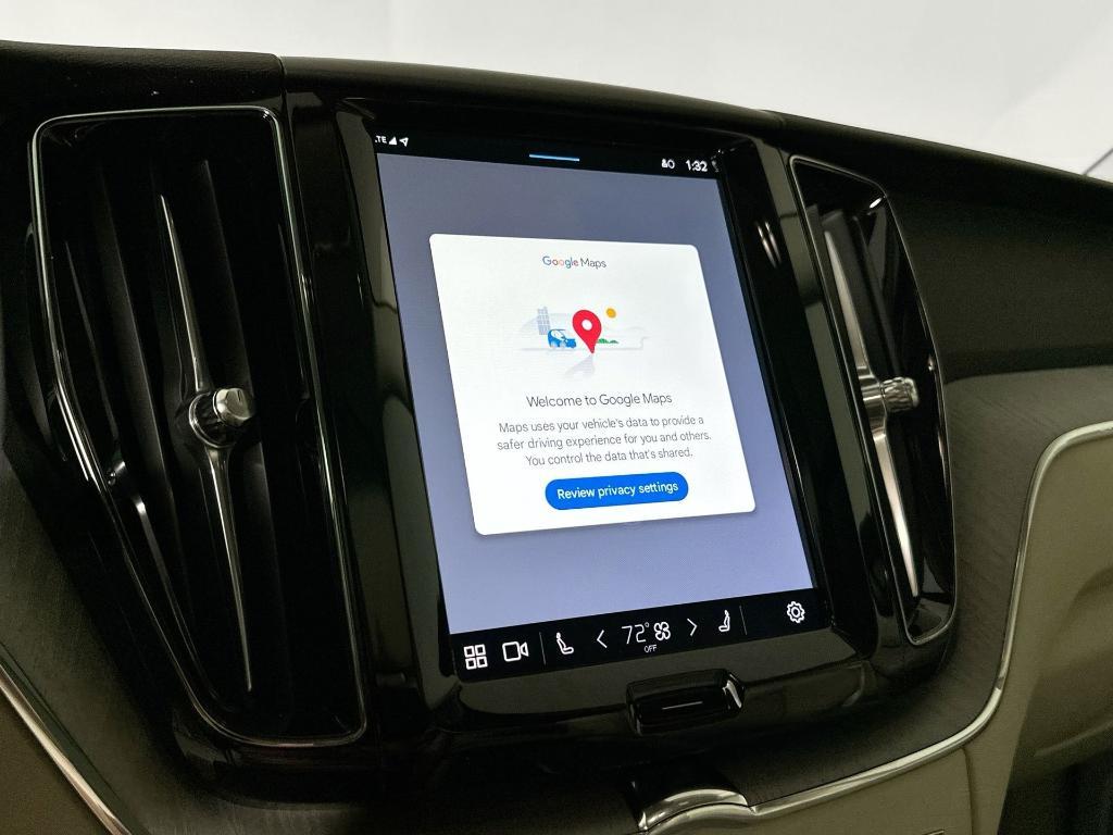 new 2025 Volvo XC60 car, priced at $54,610