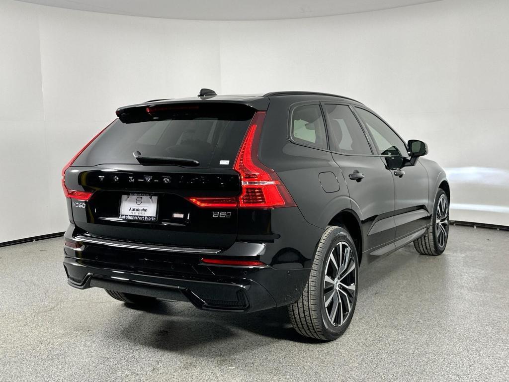 new 2025 Volvo XC60 car, priced at $54,610