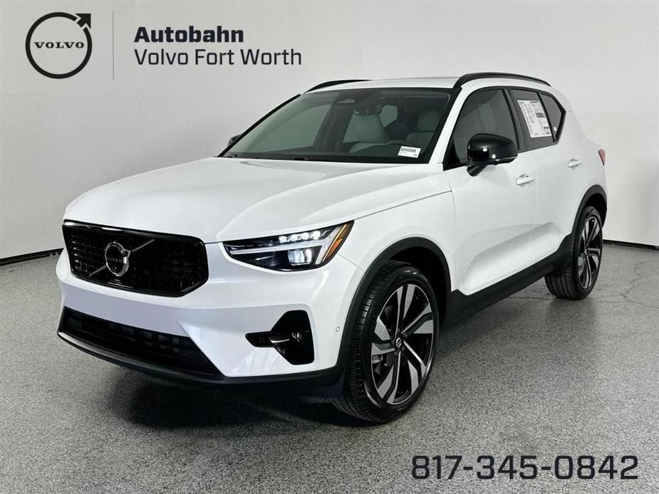 new 2025 Volvo XC40 car, priced at $48,991