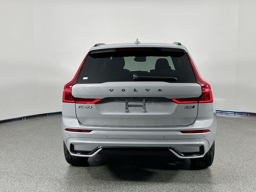 new 2026 Volvo XC60 car, priced at $57,985