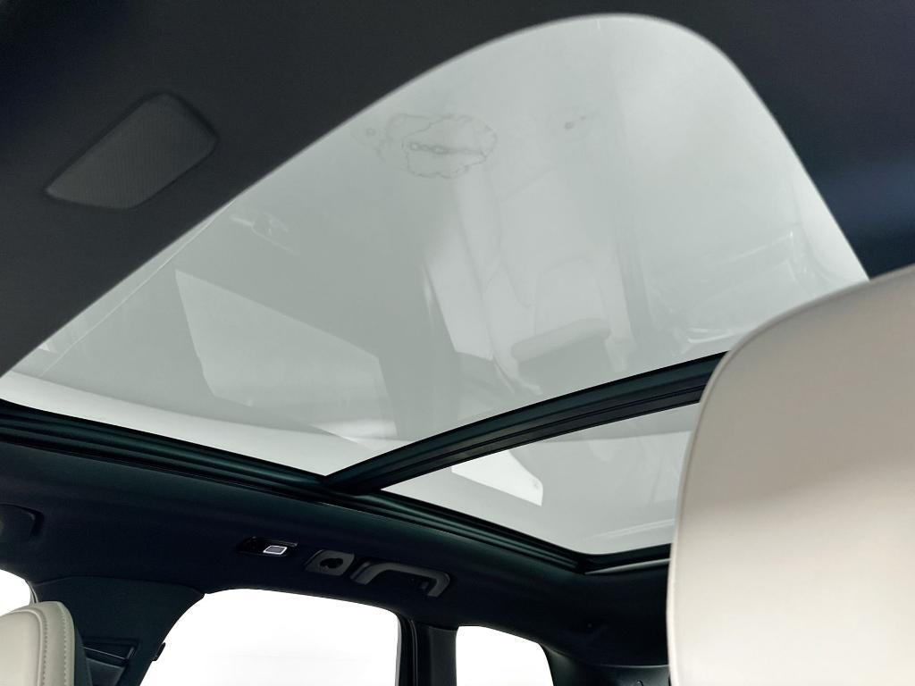 new 2026 Volvo XC60 car, priced at $57,985