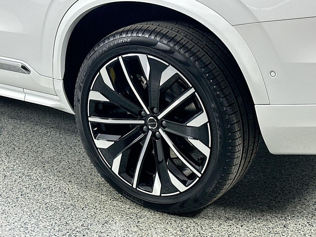 new 2026 Volvo XC90 car, priced at $75,155