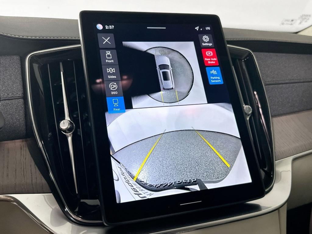 new 2026 Volvo XC90 car, priced at $75,155