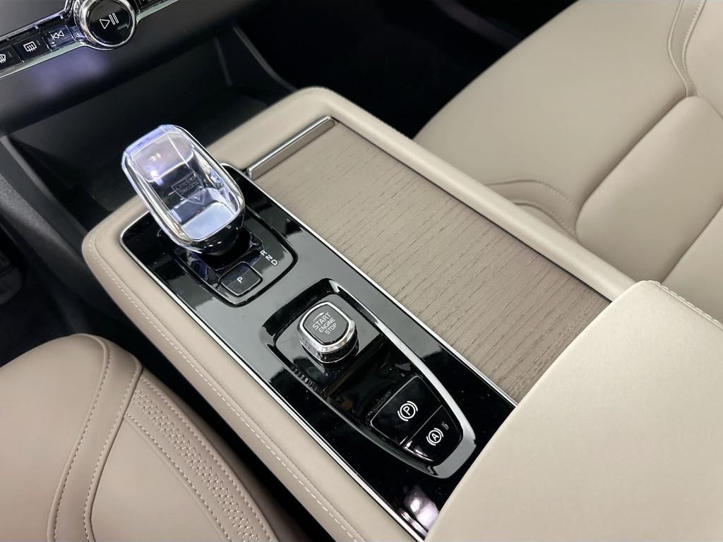 new 2026 Volvo XC90 car, priced at $74,300