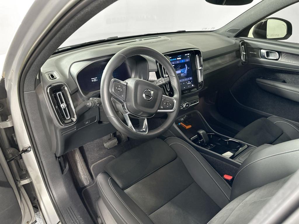 used 2023 Volvo XC40 Recharge Pure Electric car, priced at $31,487
