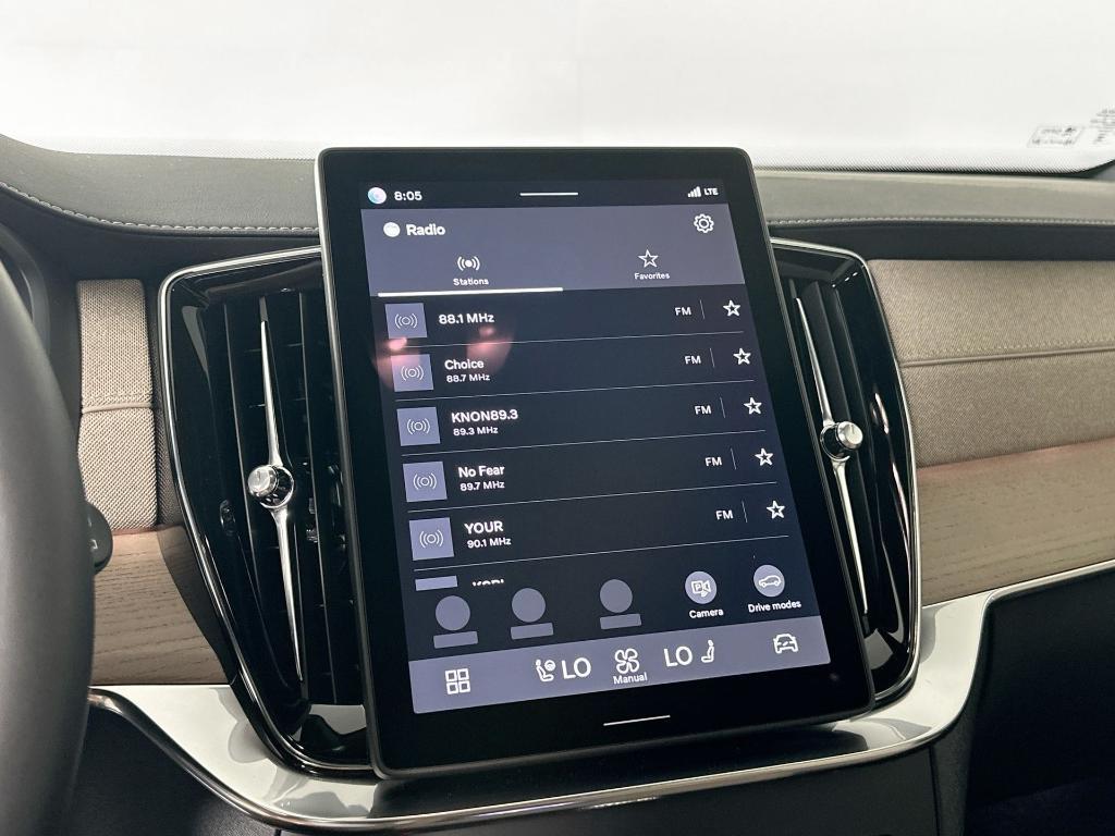 new 2026 Volvo XC90 car, priced at $71,825