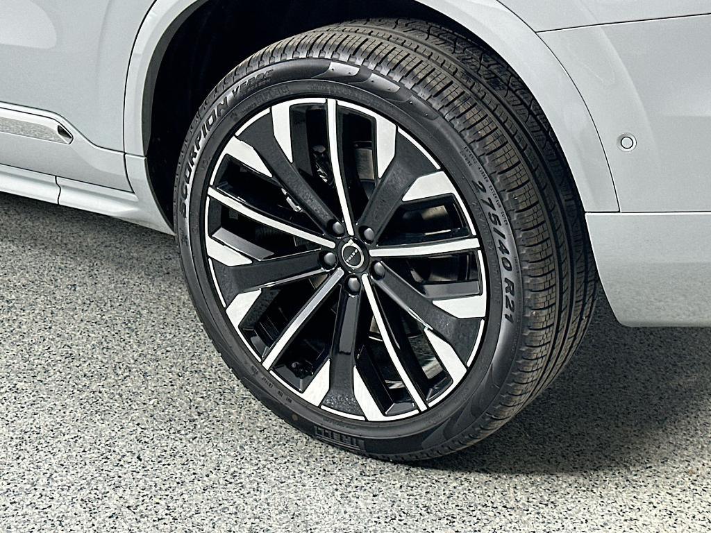 new 2026 Volvo XC90 car, priced at $71,825