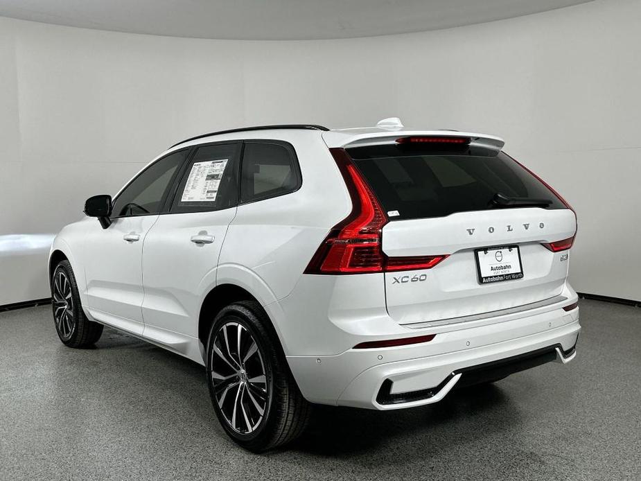 new 2025 Volvo XC60 car