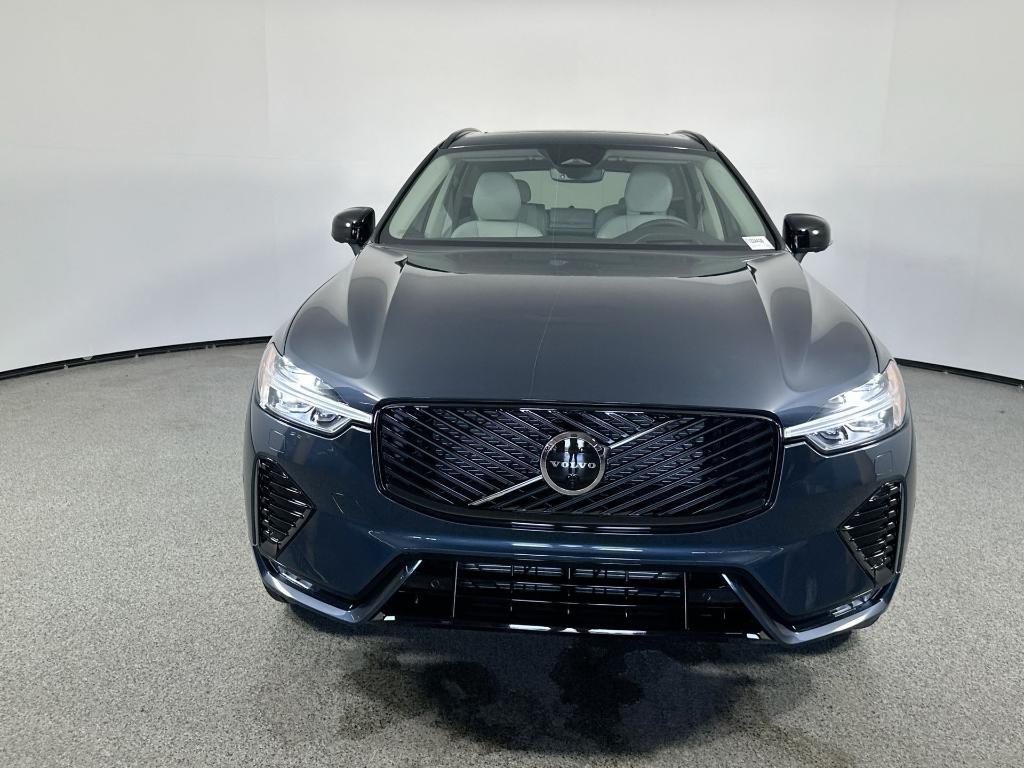 new 2026 Volvo XC60 car, priced at $60,635
