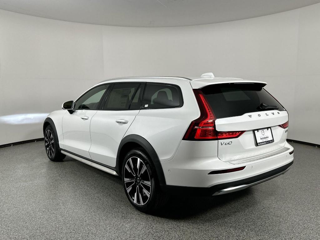 new 2025 Volvo V60 Cross Country car, priced at $56,652