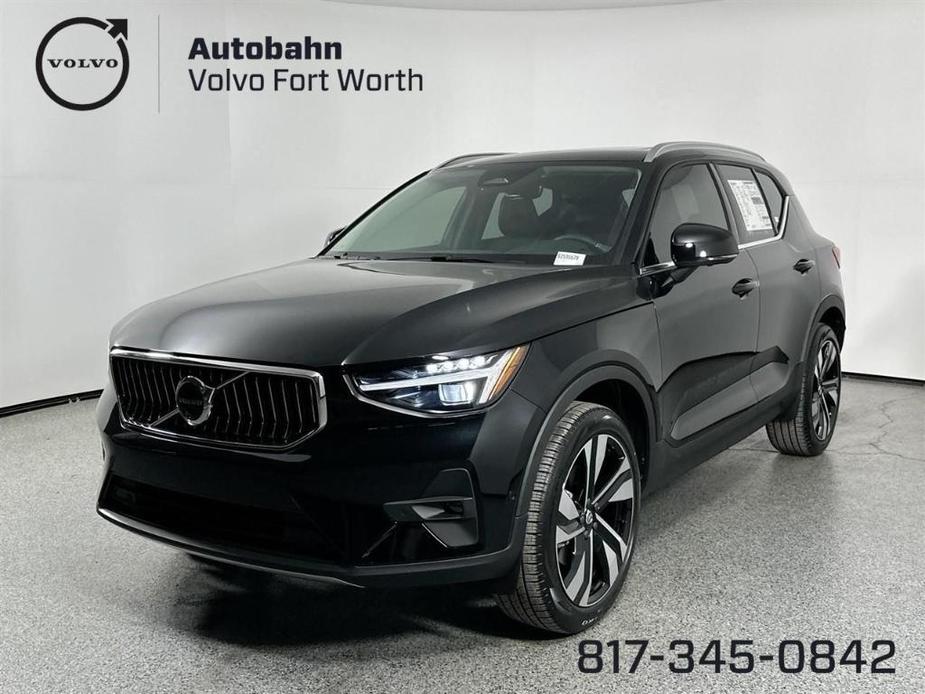 new 2025 Volvo XC40 car, priced at $49,500