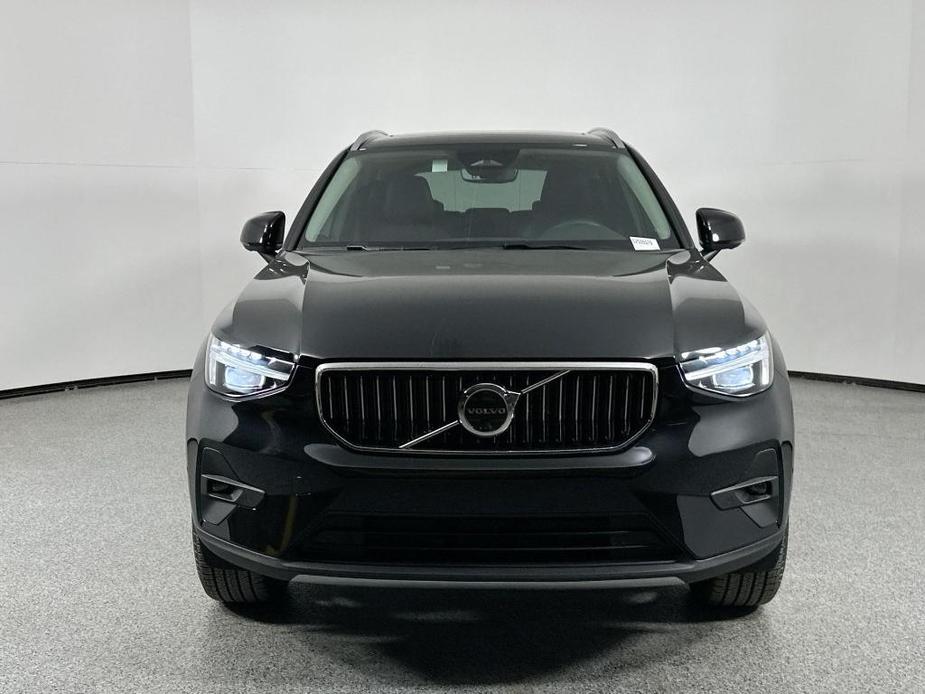 new 2025 Volvo XC40 car, priced at $49,500