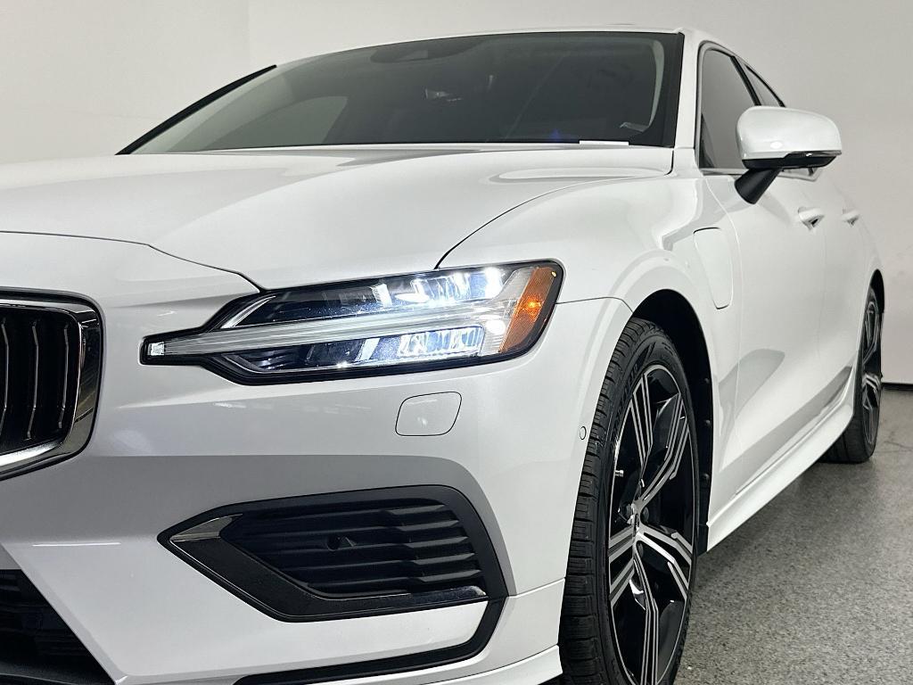 used 2022 Volvo S60 Recharge Plug-In Hybrid car, priced at $31,991