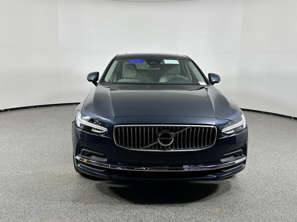 new 2025 Volvo S90 car, priced at $53,891