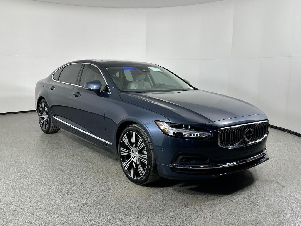 new 2025 Volvo S90 car, priced at $53,891