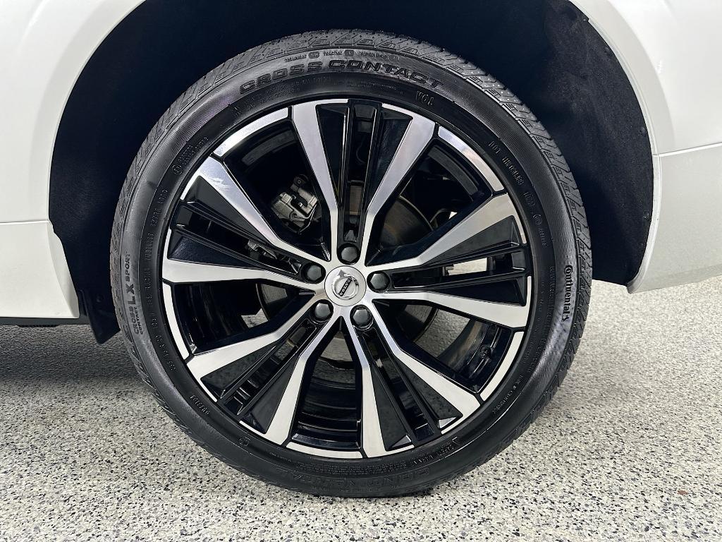 new 2024 Volvo XC60 car, priced at $40,875