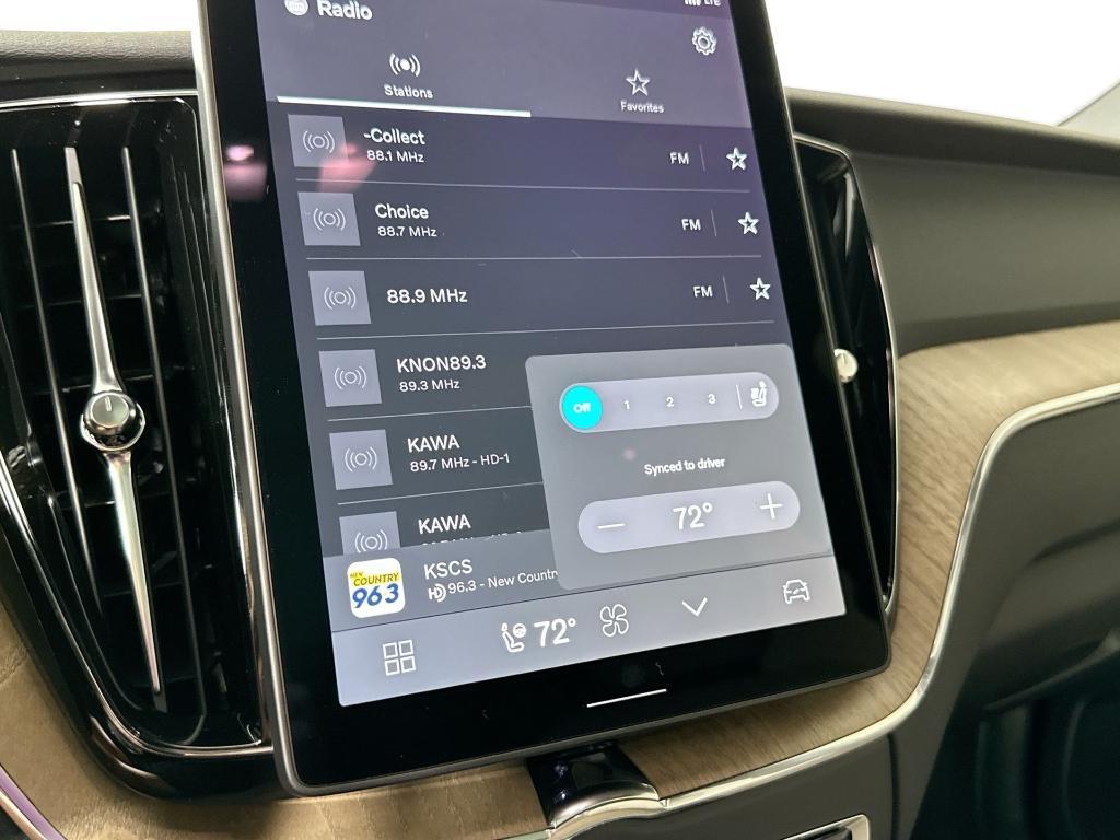 new 2026 Volvo XC60 car, priced at $57,985