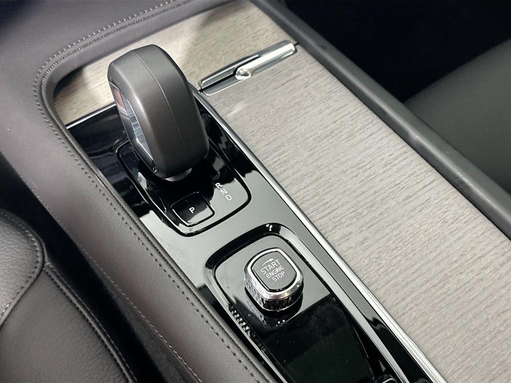 new 2025 Volvo S90 car, priced at $57,795