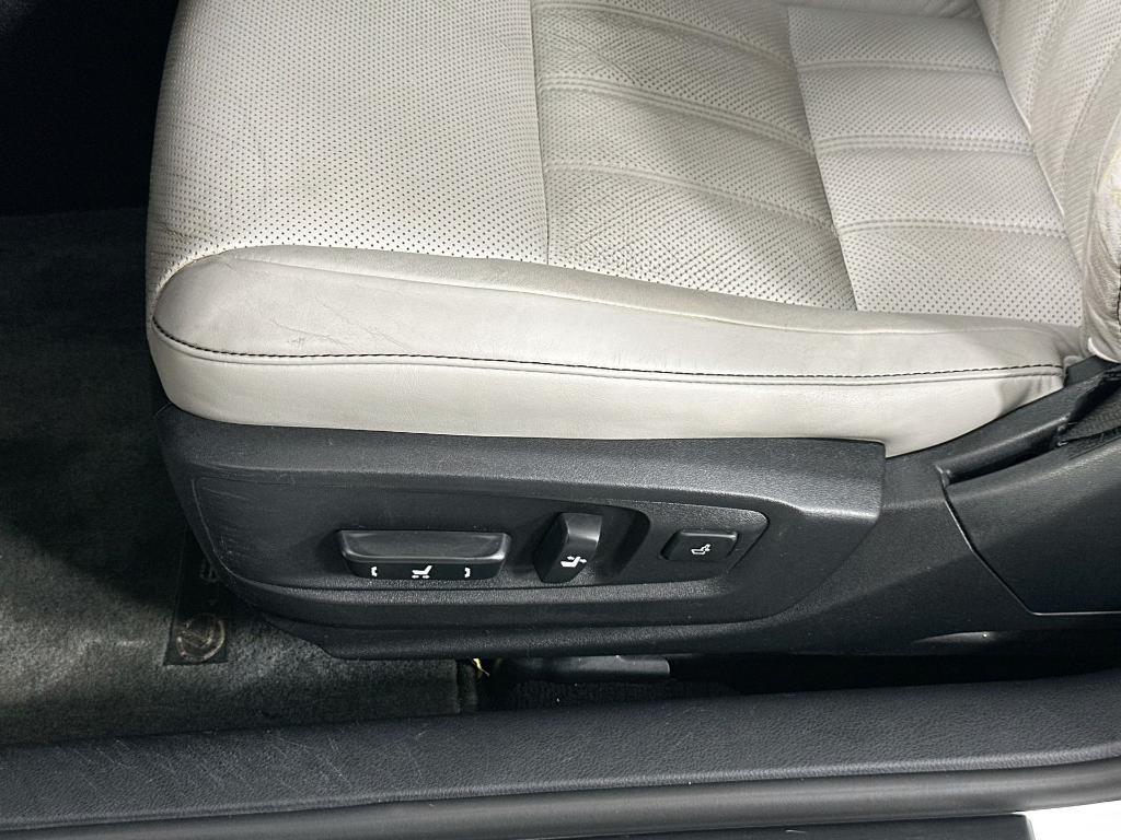 used 2016 Lexus ES 350 car, priced at $19,369