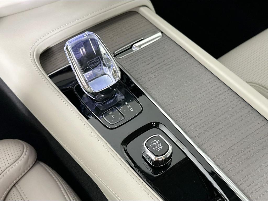 new 2025 Volvo S90 car, priced at $65,595