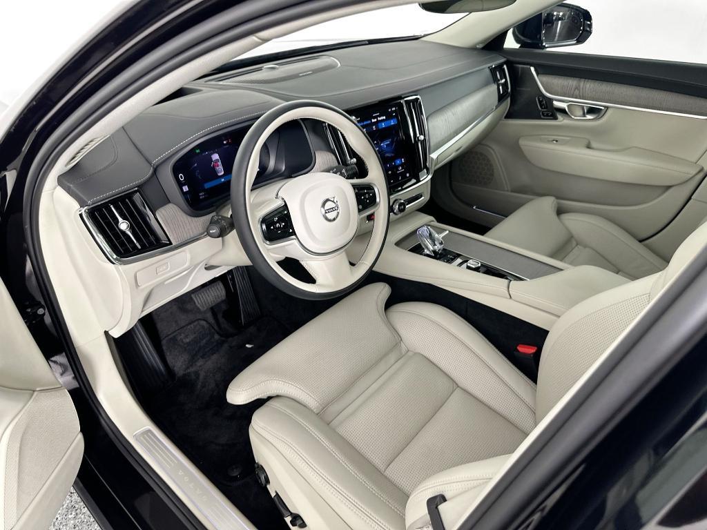 new 2025 Volvo S90 car, priced at $61,595