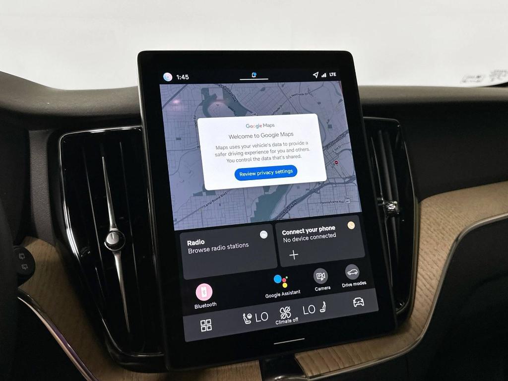 new 2026 Volvo XC60 car, priced at $57,985