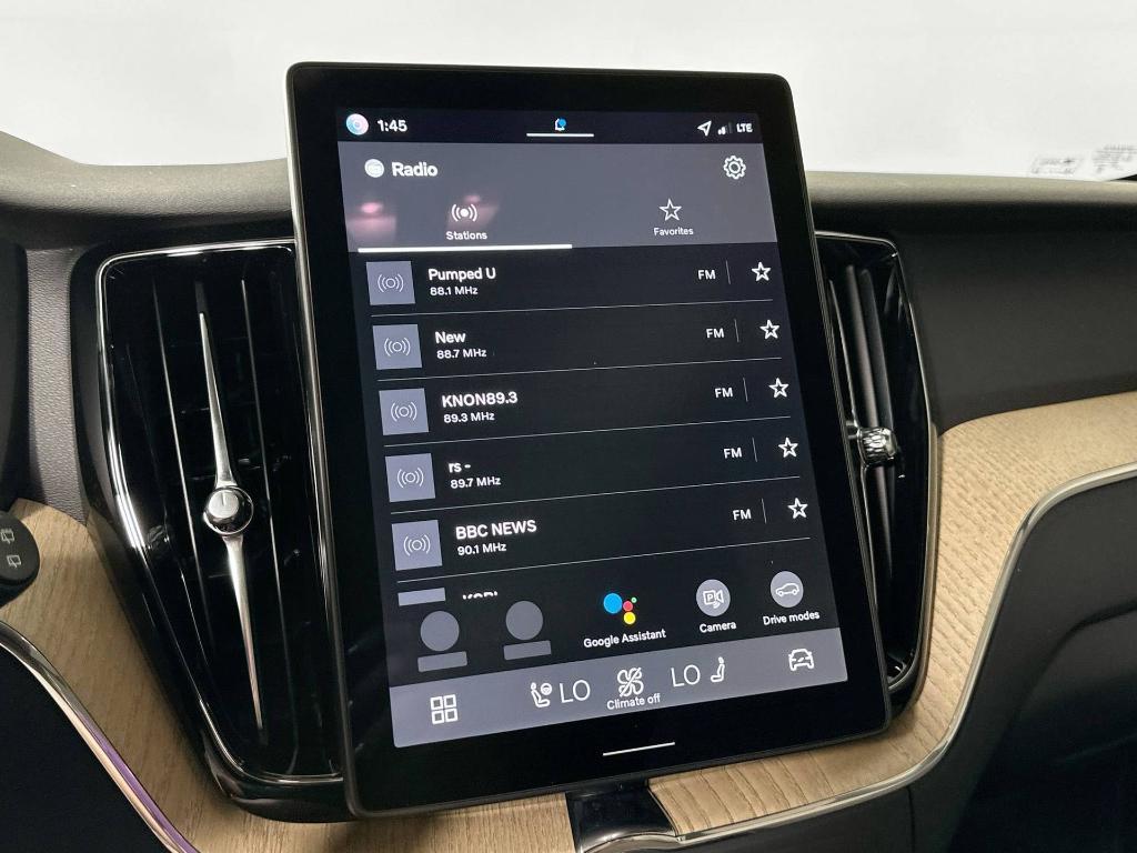 new 2026 Volvo XC60 car, priced at $57,985