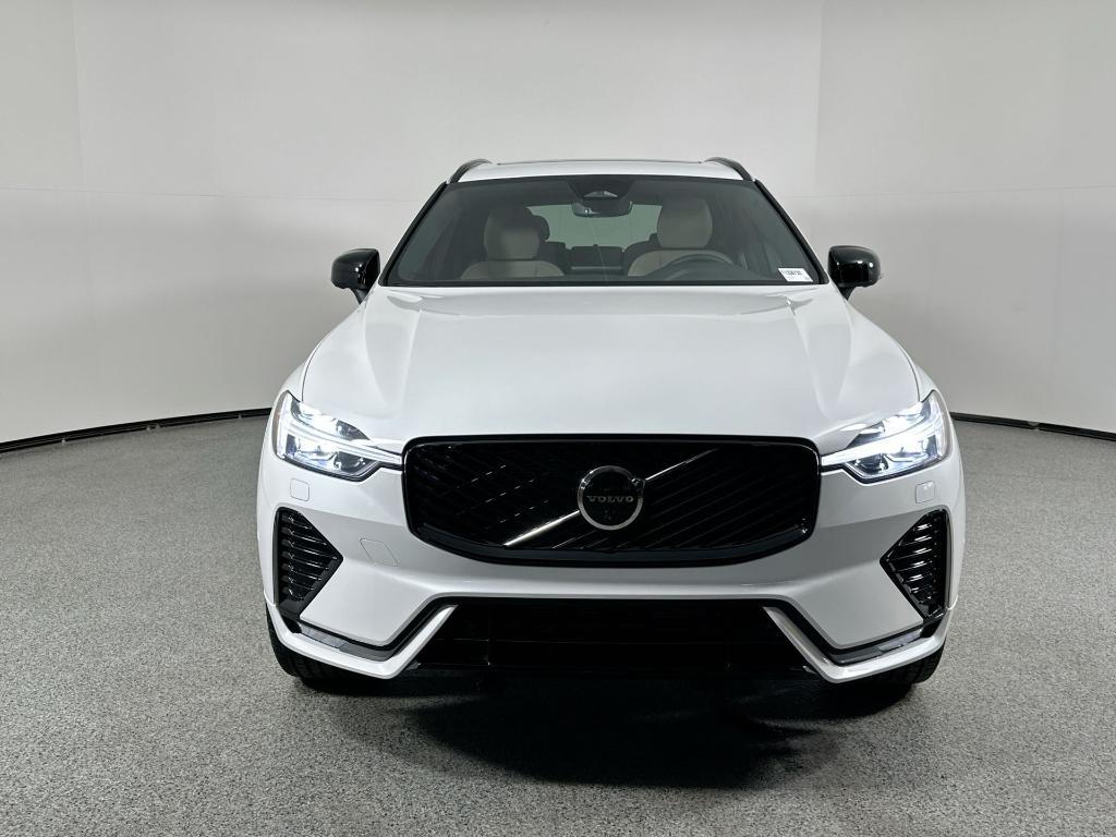 new 2026 Volvo XC60 car, priced at $57,985
