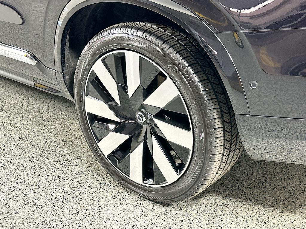 used 2023 Volvo XC90 Recharge Plug-In Hybrid car, priced at $51,487