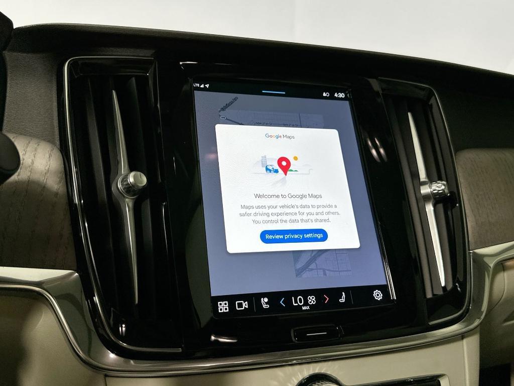 new 2025 Volvo S90 car, priced at $61,395