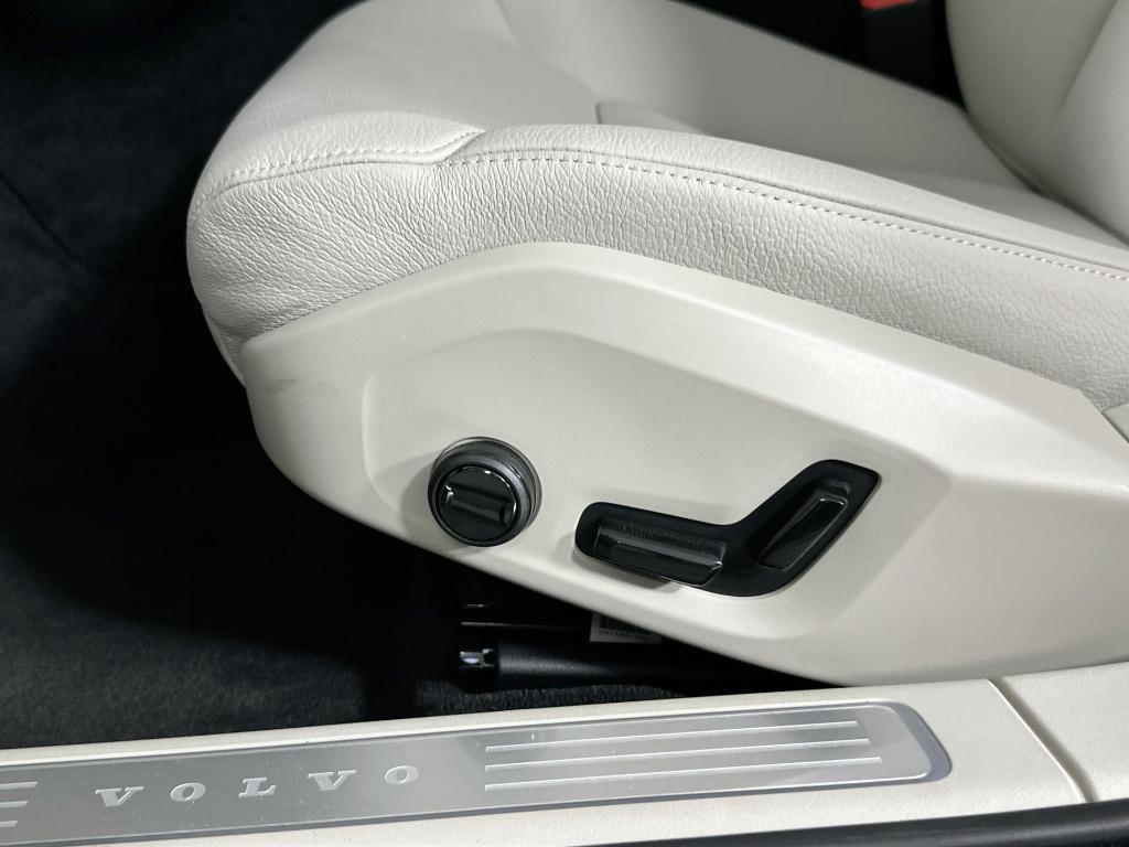 new 2025 Volvo S90 car, priced at $61,395