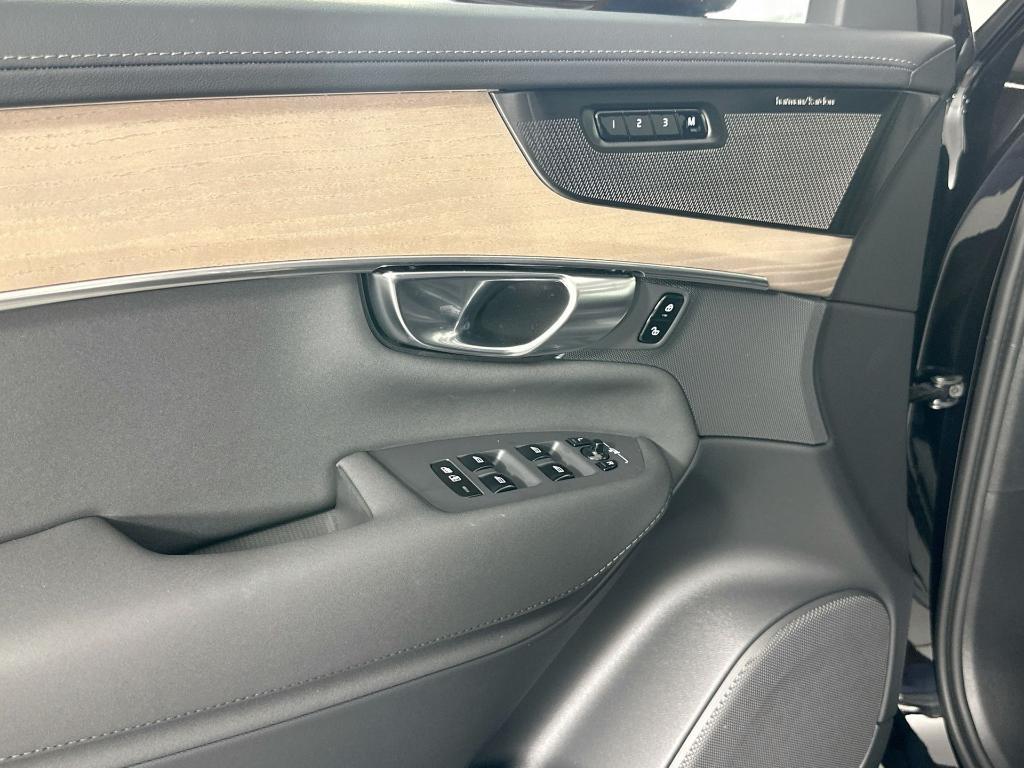 new 2026 Volvo XC90 car, priced at $74,680