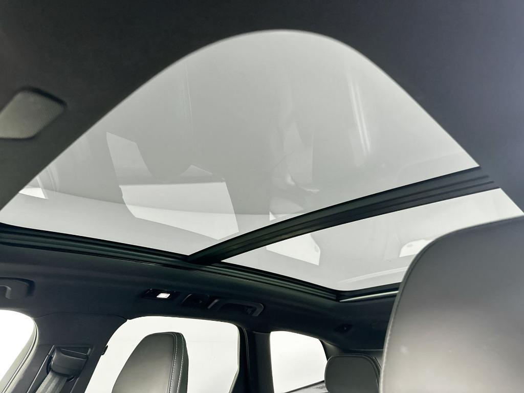used 2022 Volvo XC60 car, priced at $44,991