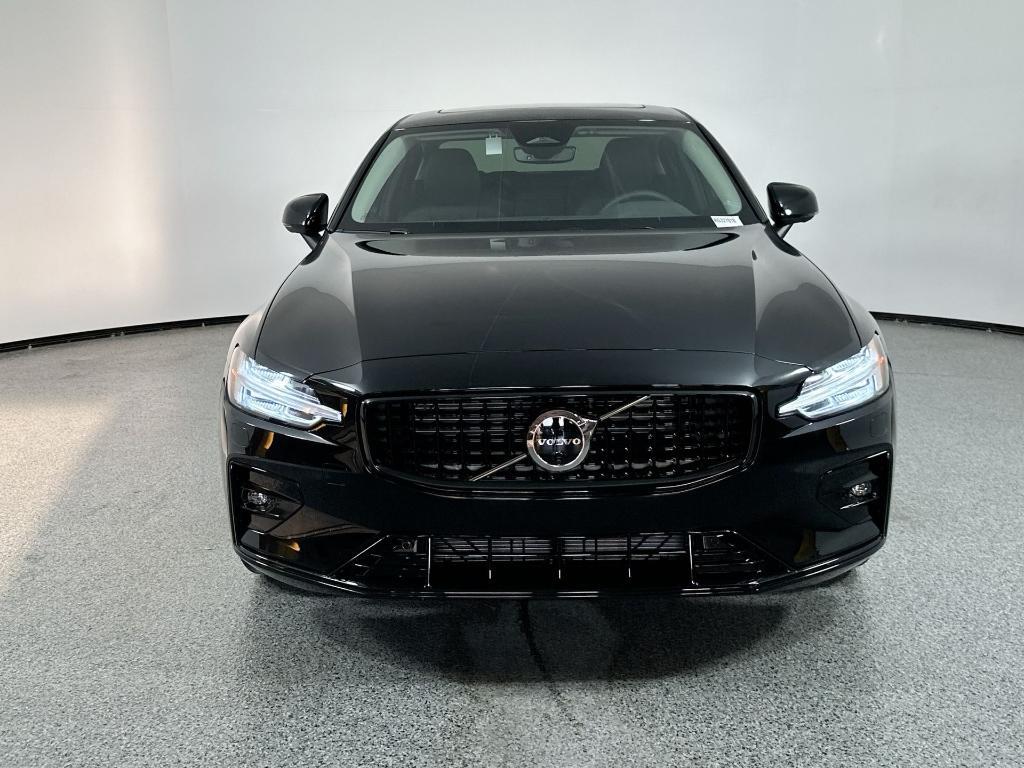 new 2024 Volvo S60 car, priced at $42,775