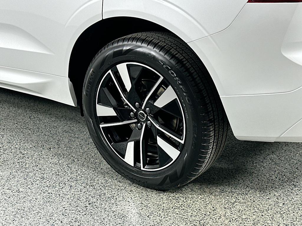 new 2026 Volvo XC60 car, priced at $52,920