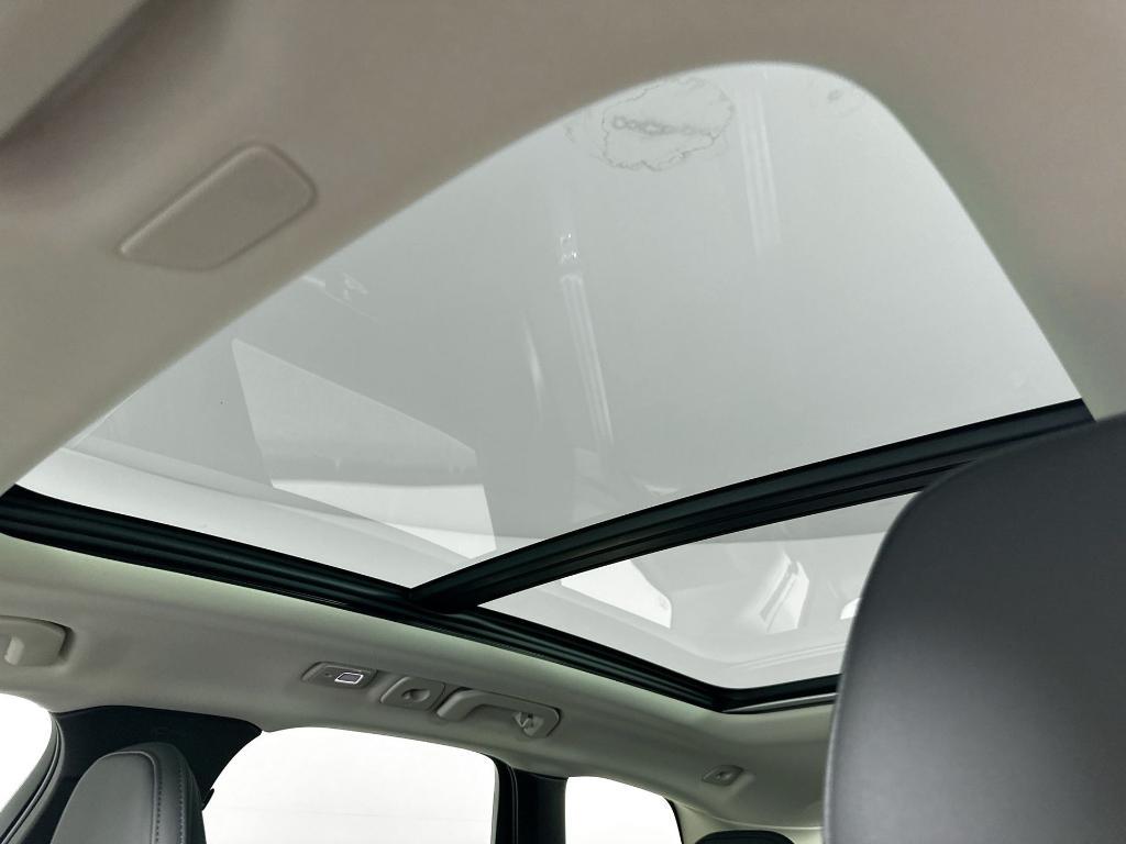 new 2026 Volvo XC60 car, priced at $52,920