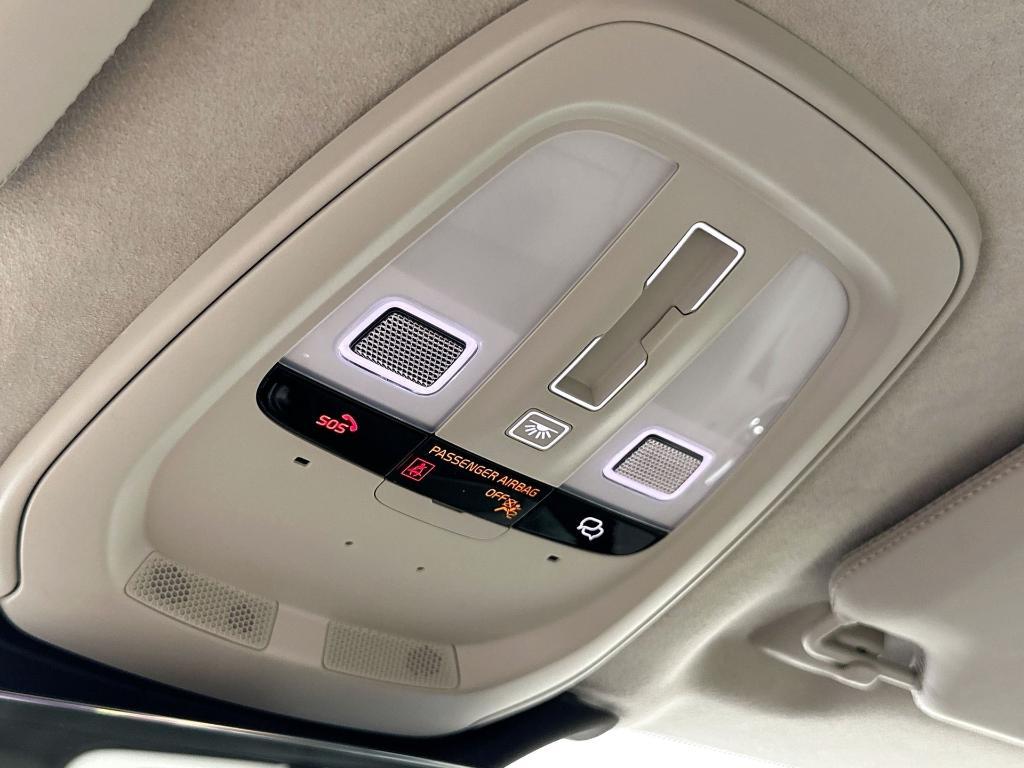 new 2026 Volvo XC90 car, priced at $81,245